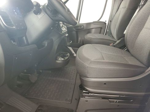 Used 2024 RAM ProMaster 2500 w/ Quick Order Package 22G SLT FWD image 11