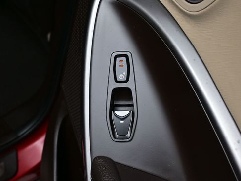 Used 2017 Hyundai Santa Fe Limited image 15