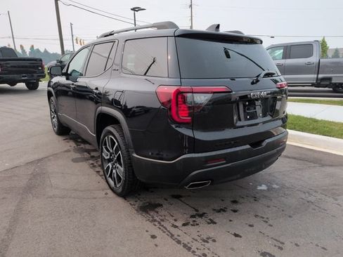 Used 2021 GMC Acadia SLE w/ Driver Convenience Package FWD image 3