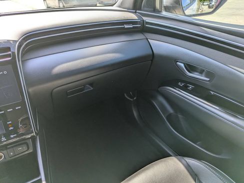 Used 2024 Hyundai Santa Cruz Limited AWD/4WD image 16