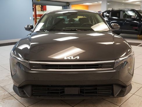 Used 2025 Kia K4 FWD image 15