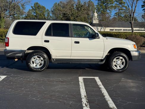 Used 2000 Toyota 4Runner 2WD image 6