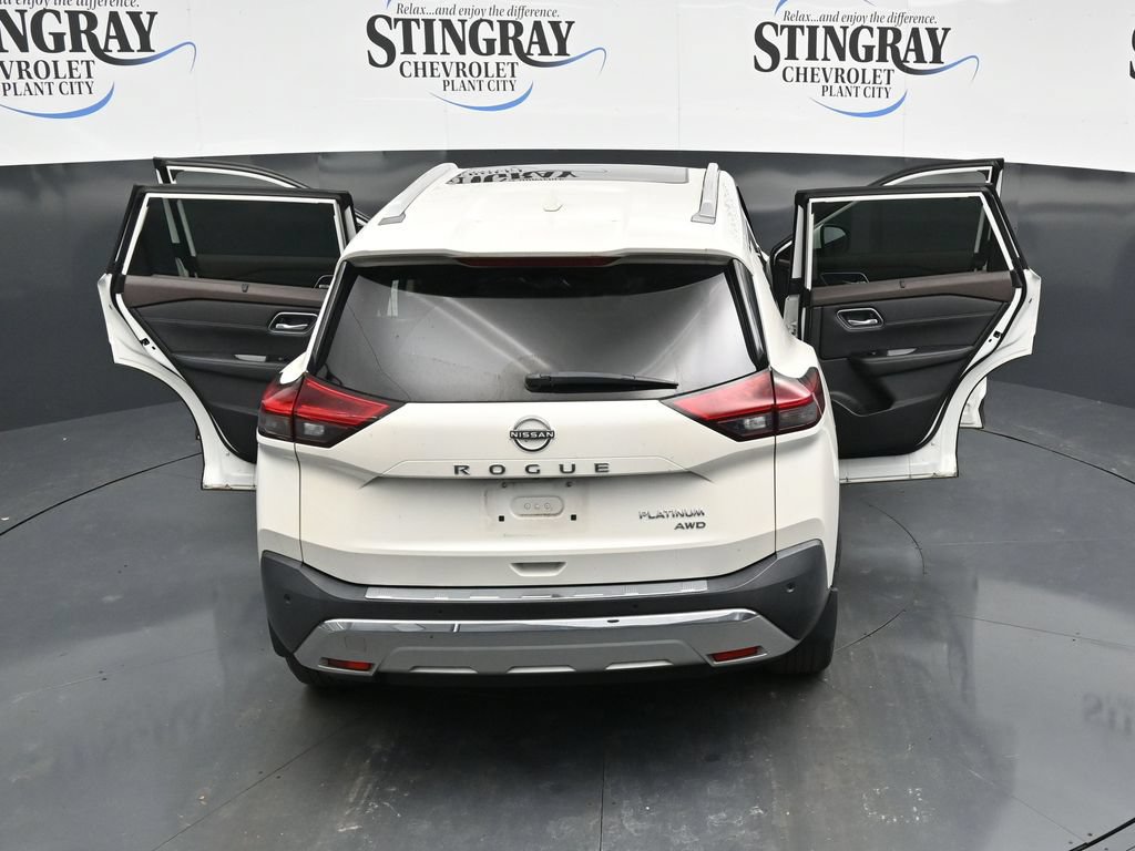 Used 2022 Nissan Rogue Platinum w/ Head-Up Display Package AWD/4WD image 35