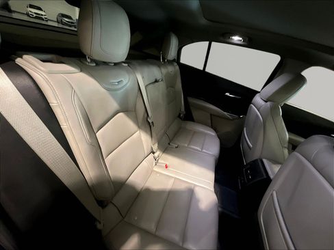 Used 2019 Cadillac XT4 Premium Luxury FWD image 25