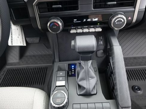 New 2026 Toyota 4Runner SR5 RWD image 7
