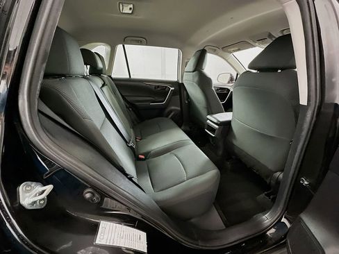 Used 2021 Toyota RAV4 LE FWD image 25