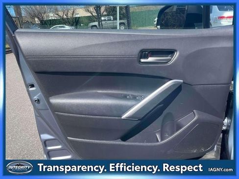 Used 2023 Toyota Corolla Cross XLE w/ Convenience Package image 16