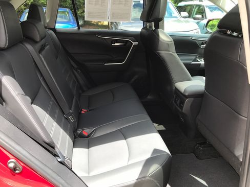 Certified 2023 Toyota RAV4 XLE Premium AWD/4WD image 27