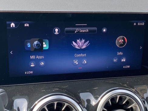 Certified 2025 Mercedes-Benz GLA 250 image 29