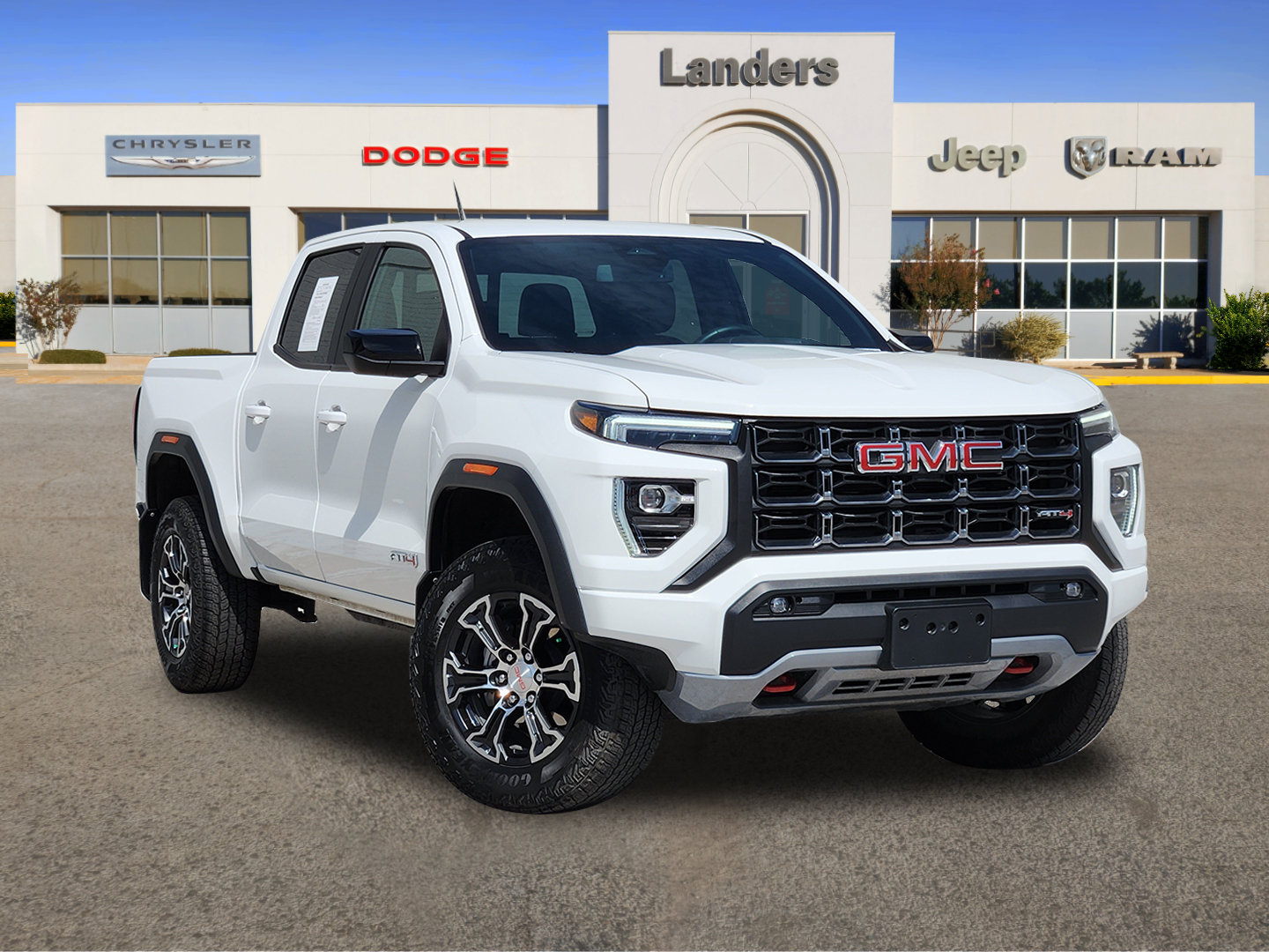 Used 2024 GMC Canyon AT4 w/ Canyon Safety Plus Package AWD/4WD image 1