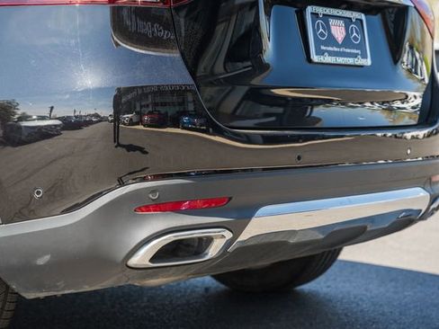 Used 2023 Mercedes-Benz GLE 350 4MATIC image 9