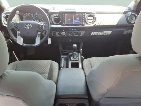 Used 2021 Toyota Tacoma SR5 AWD/4WD image 21