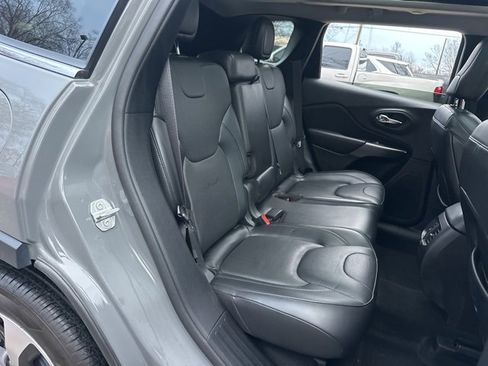 Used 2021 Jeep Cherokee Limited w/ Elite Package image 12