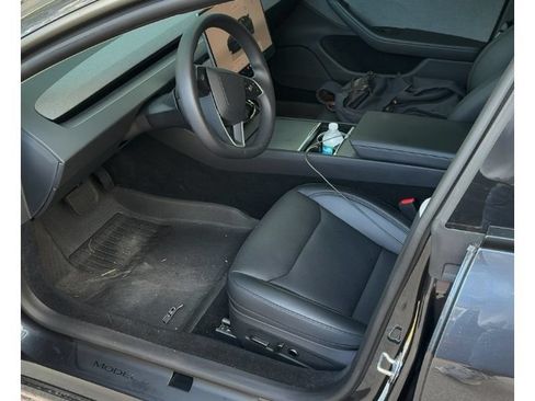 Used 2025 Tesla Model 3 Long Range RWD image 5