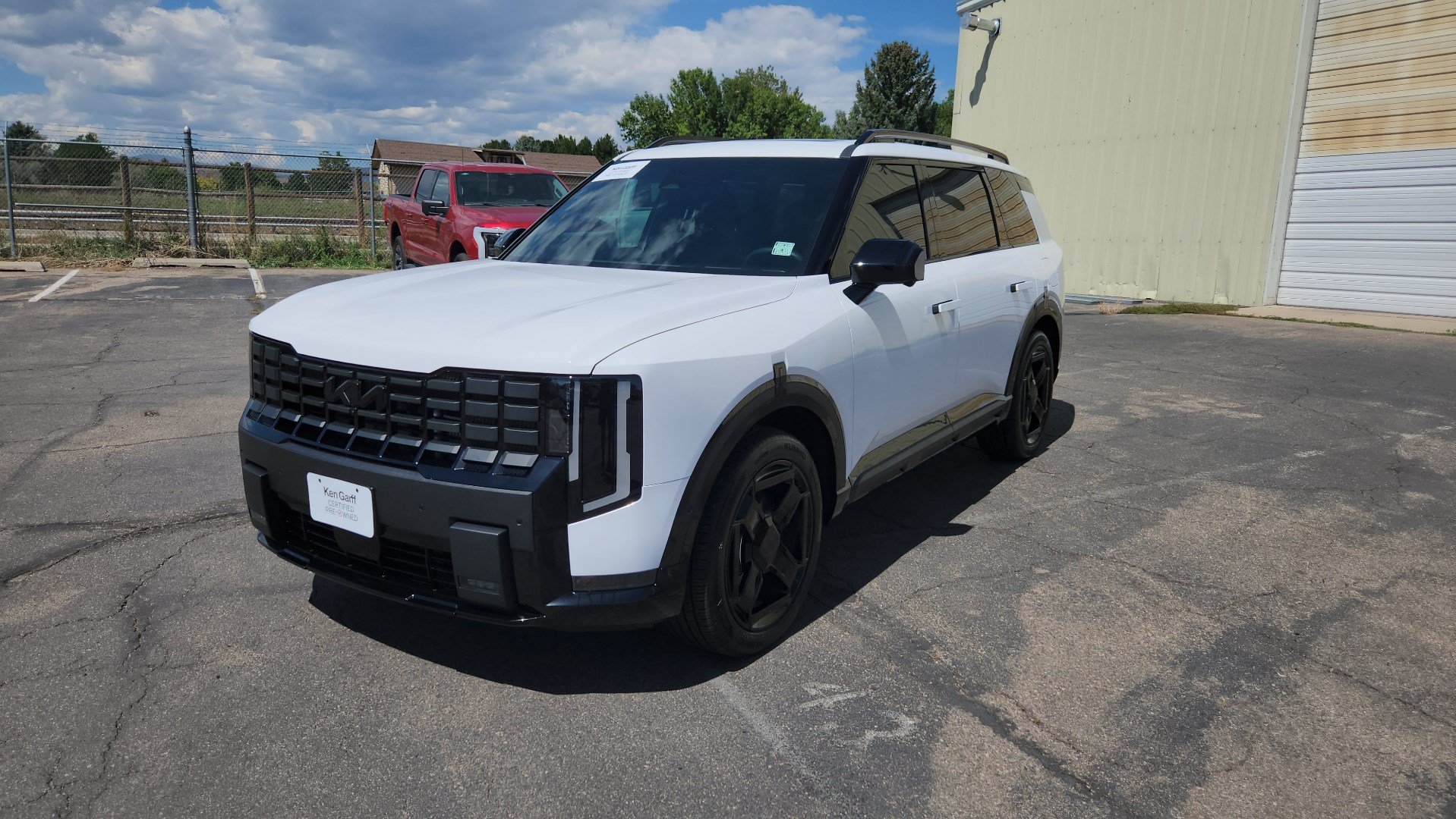 Used 2027 Kia Telluride SX Prestige X-Line w/ Towing Package AWD/4WD image 2