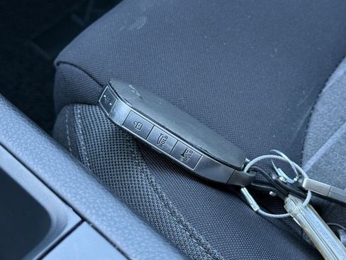 Used 2025 Kia K5 LXS image 21