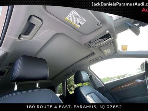 Certified 2023 Audi Q5 2.0T Premium w/ Convenience Package AWD/4WD image 14