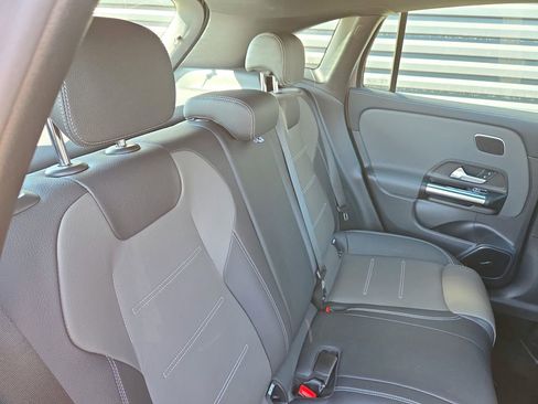 Used 2022 Mercedes-Benz GLA 45 AMG 4MATIC image 21