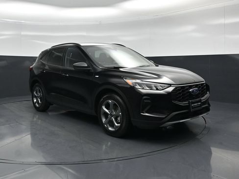 Used 2025 Ford Escape ST-Line FWD image 54
