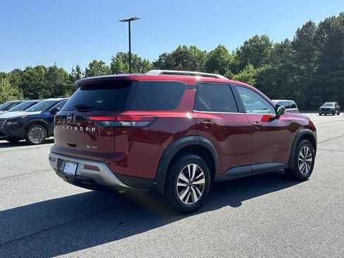 Certified 2023 Nissan Pathfinder SL AWD/4WD image 9