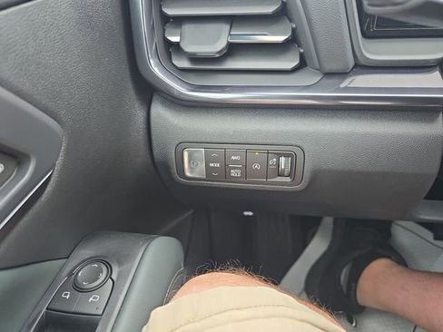 New 2026 GMC Terrain AT4 AWD/4WD image 19