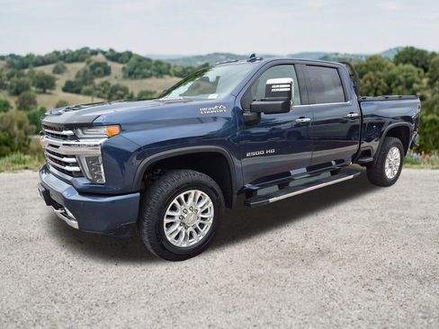 Used 2020 Chevrolet Silverado 2500 High Country w/ Z71 Off-Road Package AWD/4WD image 3