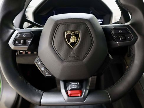 Used 2018 Lamborghini Huracan LP 580-2 RWD image 21
