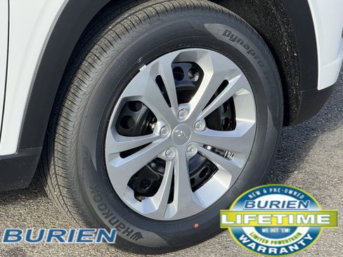 New 2026 Chevrolet Trax LS image 25