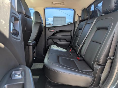 Used 2018 Chevrolet Colorado ZR2 AWD/4WD image 7