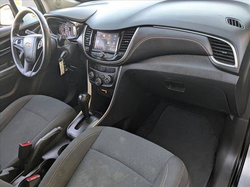 Used 2020 Chevrolet Trax LS w/ Tint and Cruise Package FWD image 21