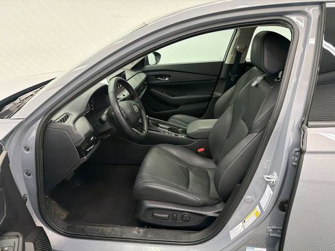 Used 2025 Honda Accord EX-L image 9