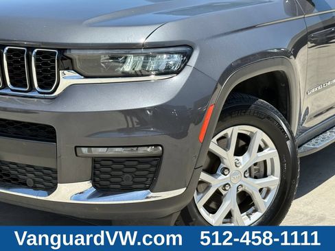 Used 2023 Jeep Grand Cherokee L Limited w/ Luxury Tech Group II AWD/4WD image 3