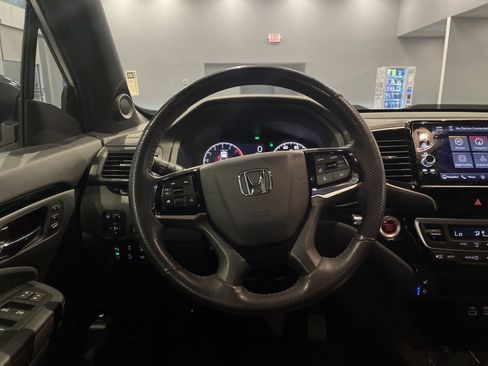Used 2025 Honda Ridgeline Black Edition image 20