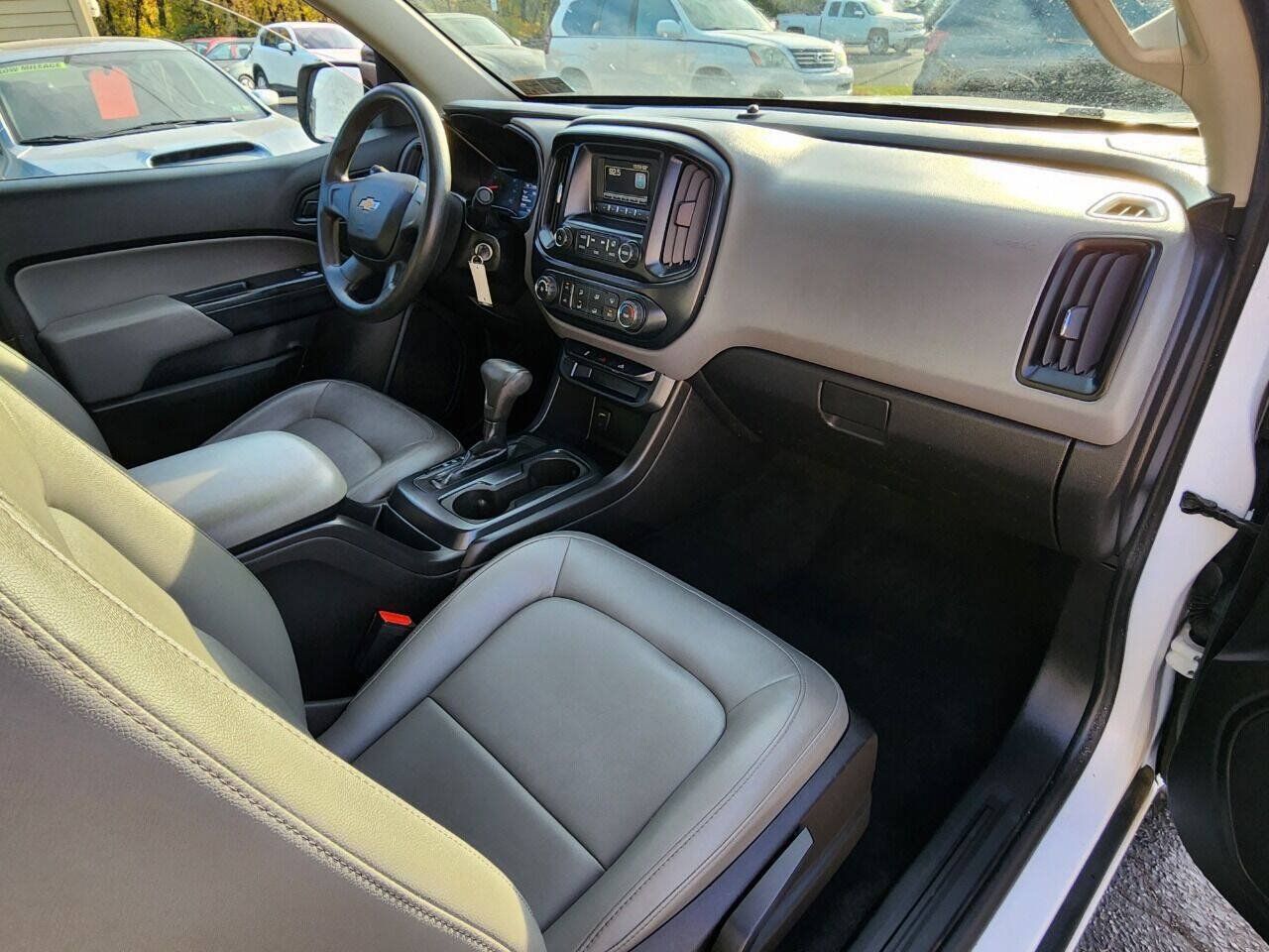 Used 2016 Chevrolet Colorado W/T RWD image 27