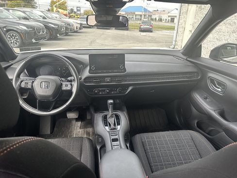 Used 2024 Honda HR-V Sport image 11