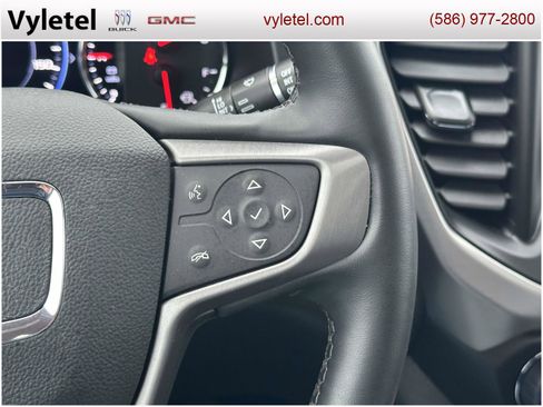 Used 2023 GMC Acadia AT4 w/ Technology Package image 26