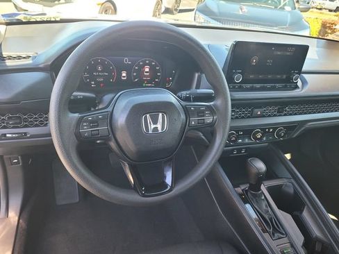 Certified 2025 Honda Accord LX image 9