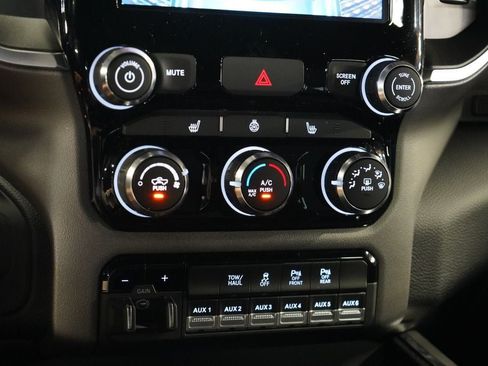 New 2026 RAM 2500 Big Horn AWD/4WD image 19