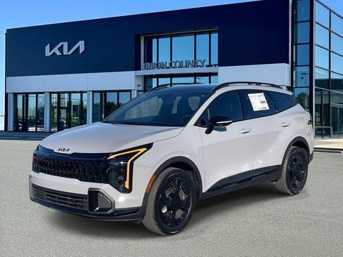 New 2026 Kia Sportage EX image 3