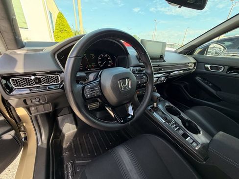 Used 2025 Honda Civic Sport image 19