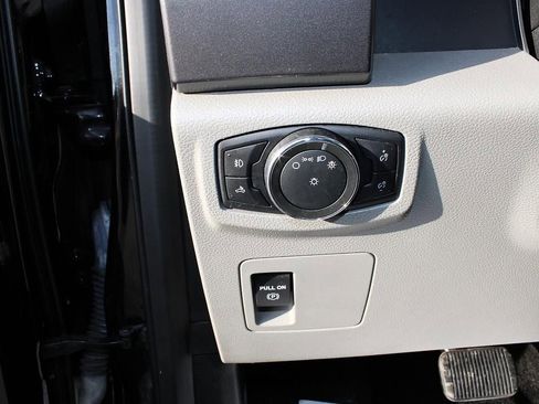 Used 2018 Ford F150 XLT image 22