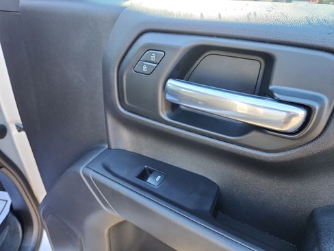 Used 2019 Chevrolet Silverado 1500 W/T w/ Trailering Package image 44