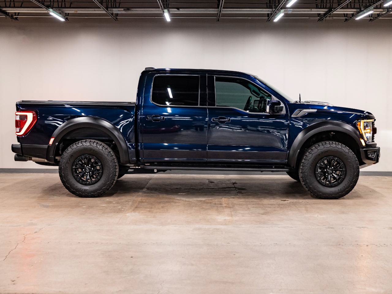 Used 2023 Ford F150 Raptor w/ Equipment Group 802A Raptor R AWD/4WD image 14