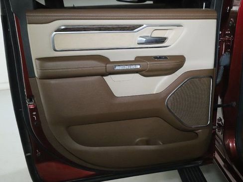 Used 2019 RAM 1500 Laramie image 17