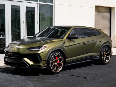 Used 2024 Lamborghini Urus Performante AWD/4WD image 12