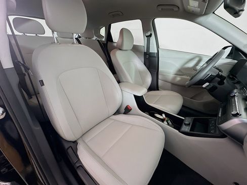 Used 2024 Hyundai Kona SEL FWD image 30