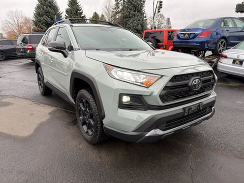 Used 2020 Toyota RAV4 TRD Off-Road image 8