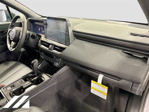 New 2026 Subaru Outback Limited AWD/4WD image 32
