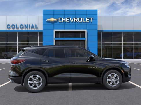 New 2025 Chevrolet Blazer LT w/ Convenience Package AWD/4WD image 44