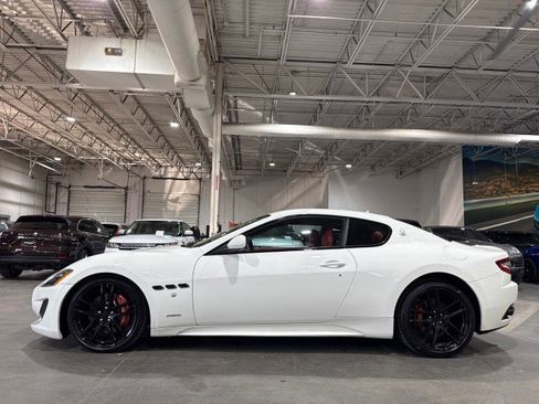 Used 2015 Maserati GranTurismo Sport image 34